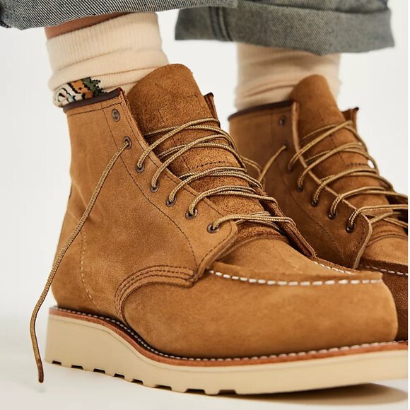 Red Wing 6" Classic Moc Boot Color: Hawthorne - Picture 1 of 3